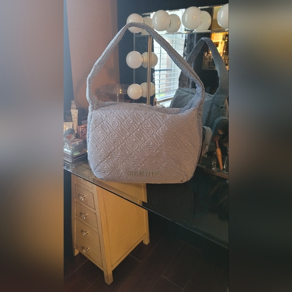 Tote Bag - Picture 2 of 6